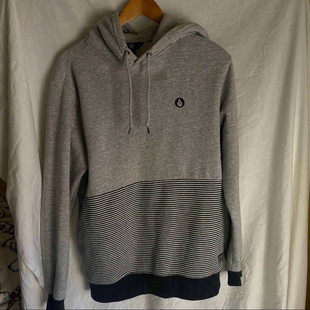 Volcom hoodie